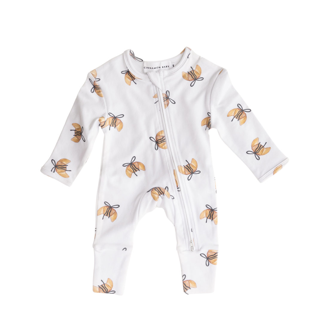 CINNAMON BABY CROISSANT GROWSUIT