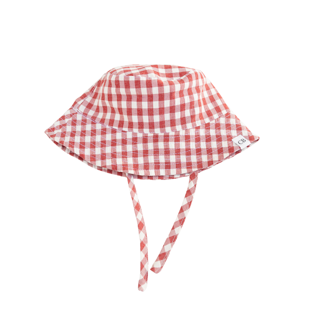 CINNAMON BABY GINGHAM BUCKET HAT - CRIMSON