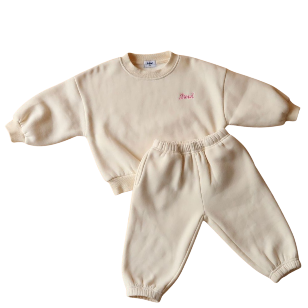 BOWI FEELING BERRY GOOD TRACKSUIT SET