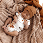 SNUGGLE HUNNY LION SHORT SLEEVE BODYSUIT