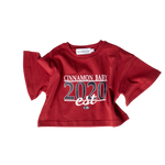 CINNAMON BABY ESTABLISHED TEE - BURGUNDY