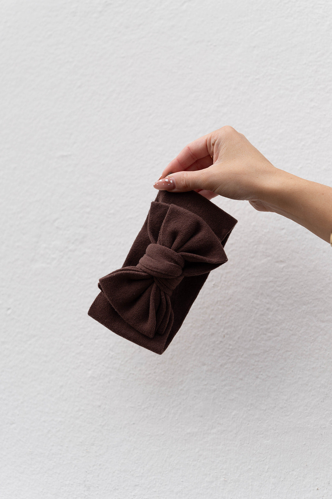 BABY O THE LABEL OVERSIZED KNIT BOW - CHOCOLATE