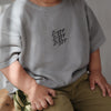 ZIGGY LOU SIGNATURE TEE - GREY
