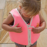 SUNNYLIFE KIDS SWIM VEST POPPY THE PEACH NEON PINK