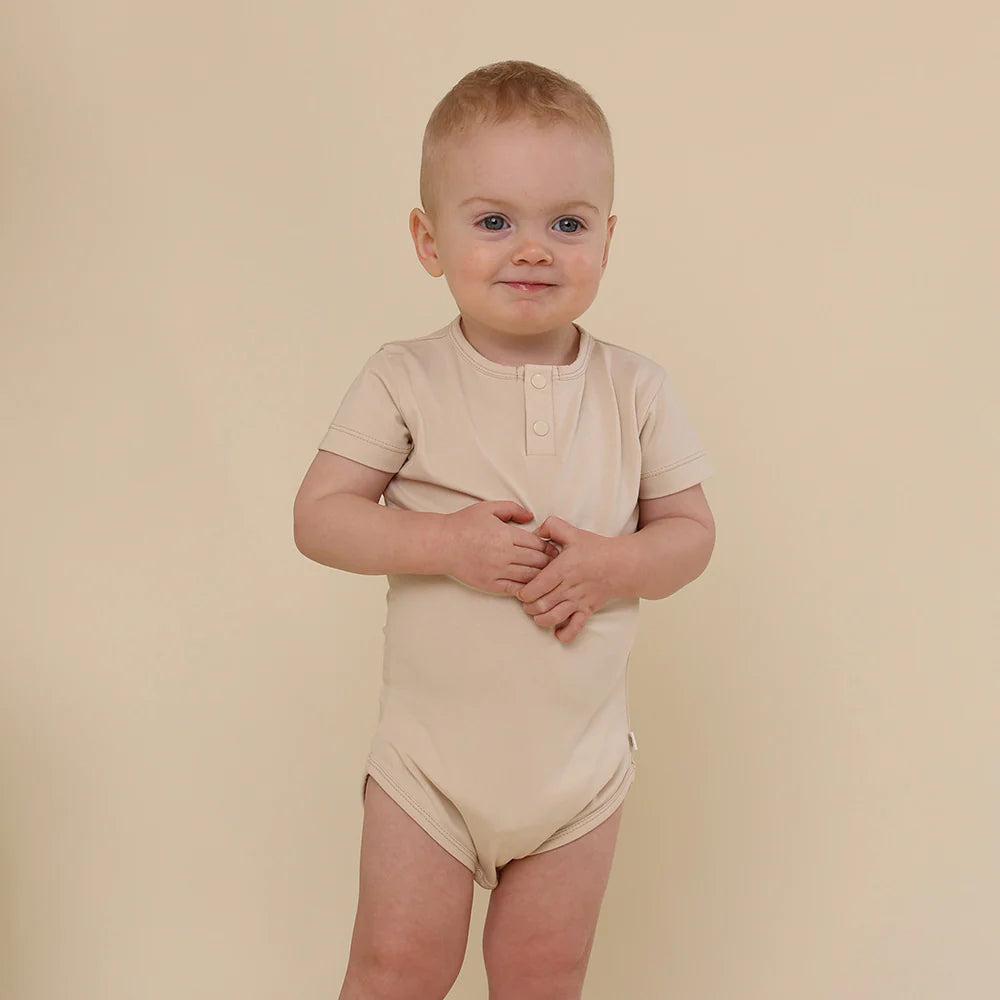 SNUGGLE HUNNY BABYCCINO SHORT SLEEVE BODYSUIT