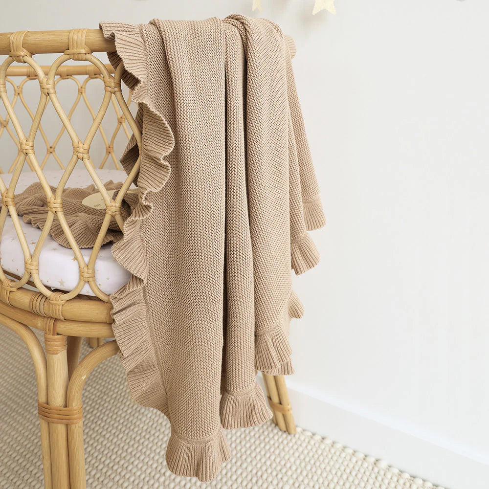 SNUGGLE HUNNY HAZELNUT RUFFLE KNIT BABY BLANKET
