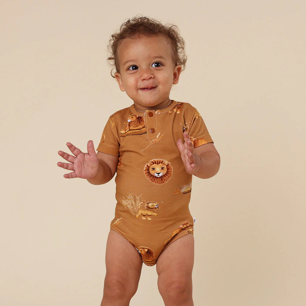 SNUGGLE HUNNY ROAR SHORT SLEEVE BODYSUIT