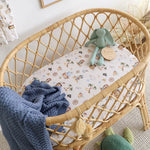 SNUGGLE HUNNY TREASURE ISLAND BASSINET / CHANGE PAD COVER