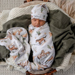 SNUGGLE HUNNY WILD HORSES JERSEY WRAP & BEANIE SET